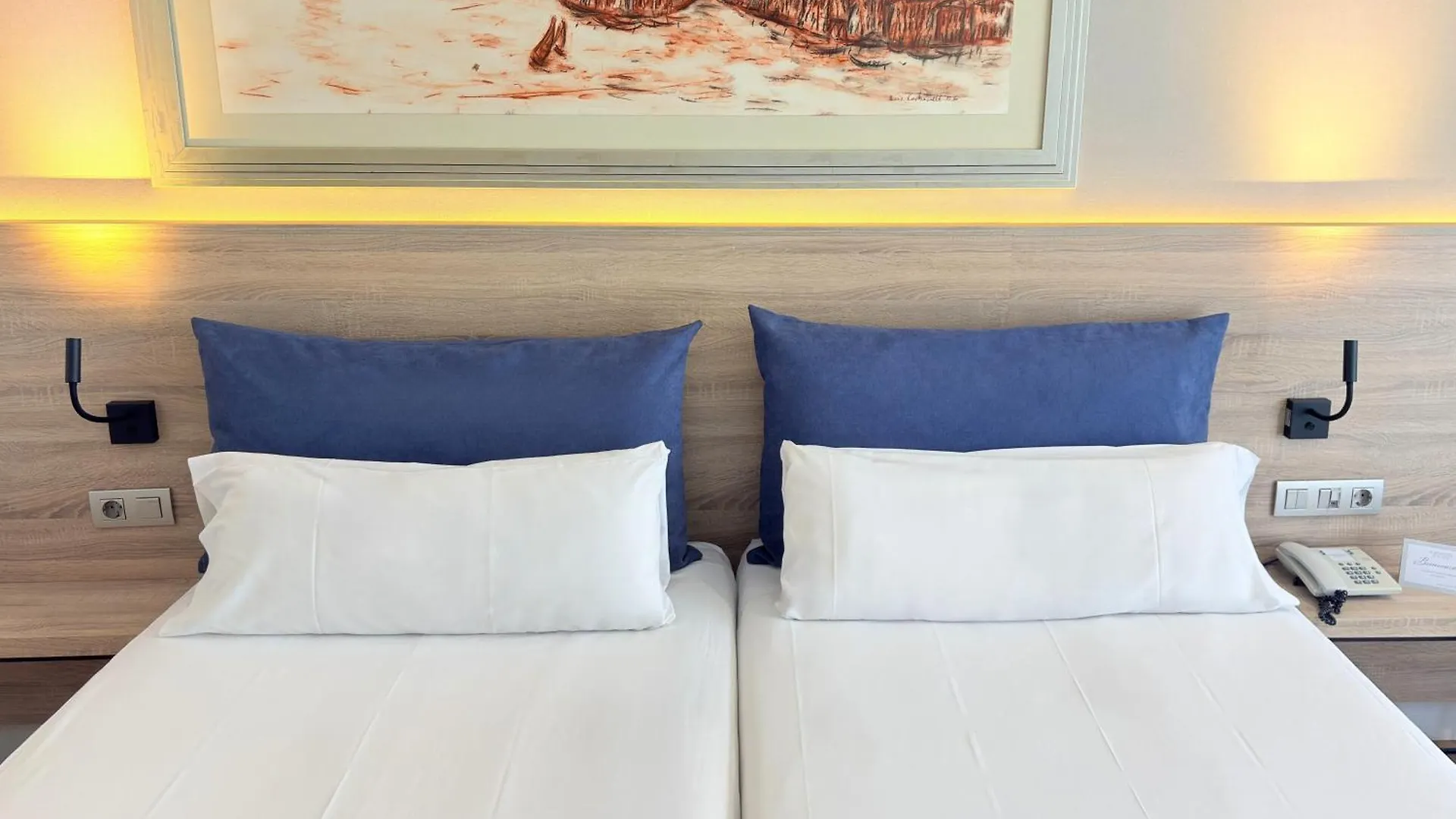 Eurohotel Barcelona Granvia Fira L'Hospitalet de Llobregat 4*,